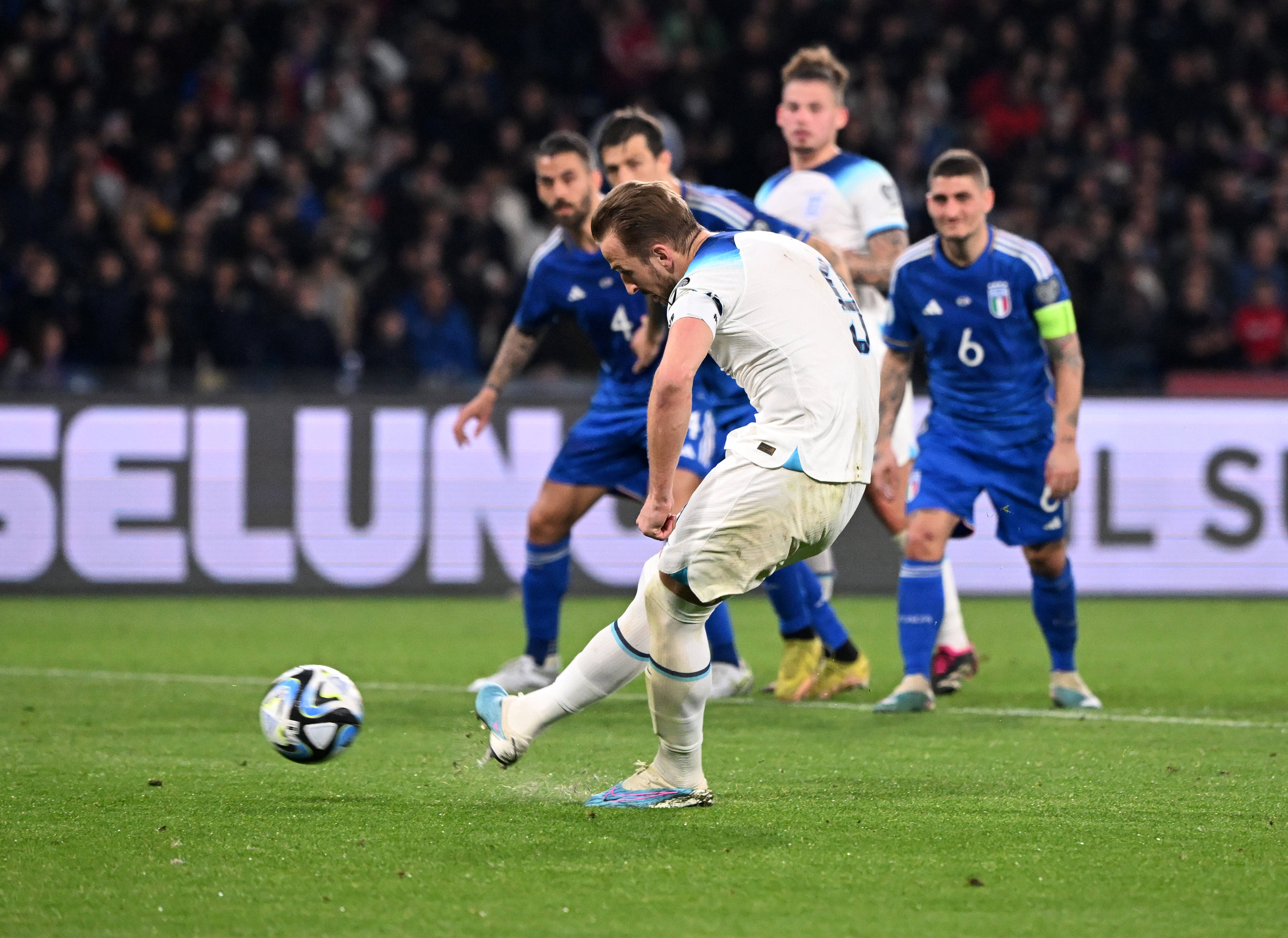 开云体育直播-关于英格兰羽毛球队绝杀日本羽毛球队，戴资颖打破历史纪录的信息