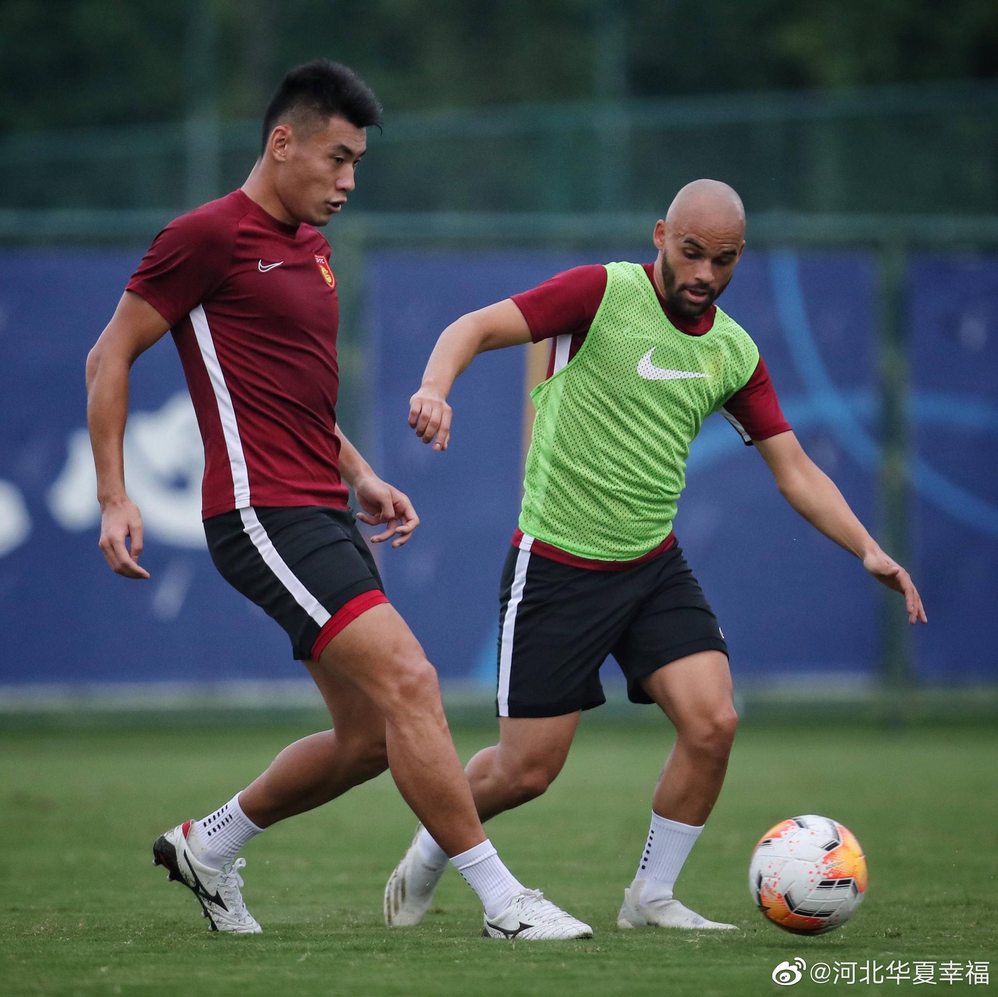 关于天津泰达客场击败河北华夏幸福，豪取分的信息