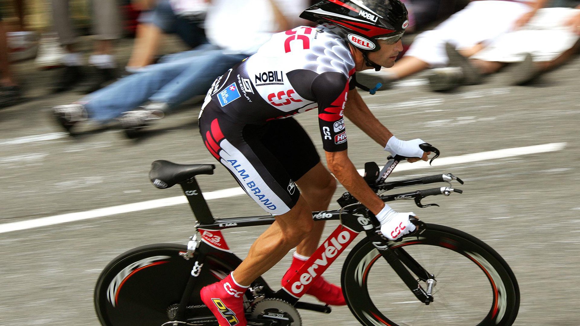 橙衣风暴,德里赫特接管美加墨,摩洛哥最后时刻击碎乌拉圭神话