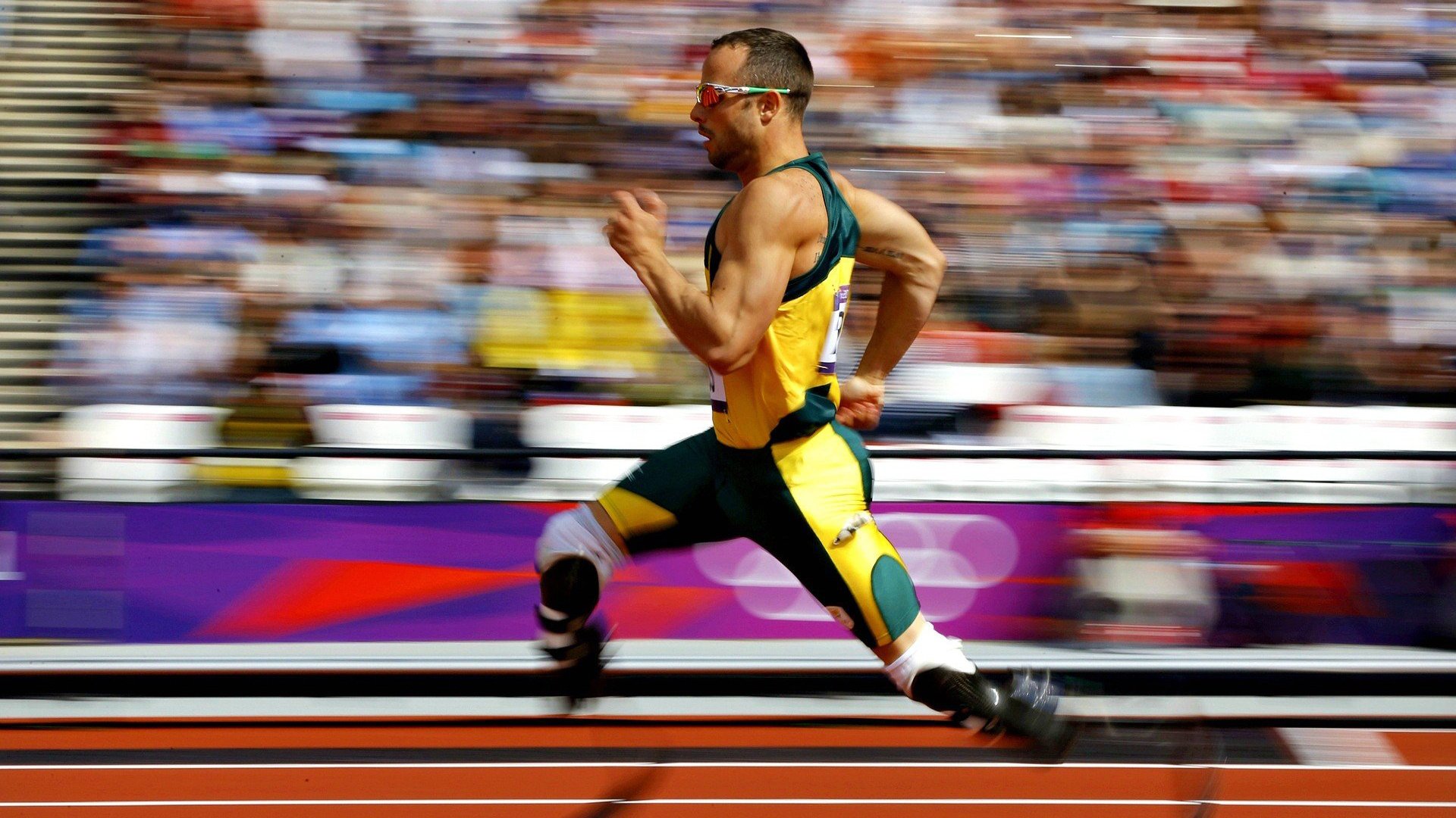 F1新赛季揭幕战与绿茵焦点战，比利时完胜多特蒙德，速度与激情的双重奏